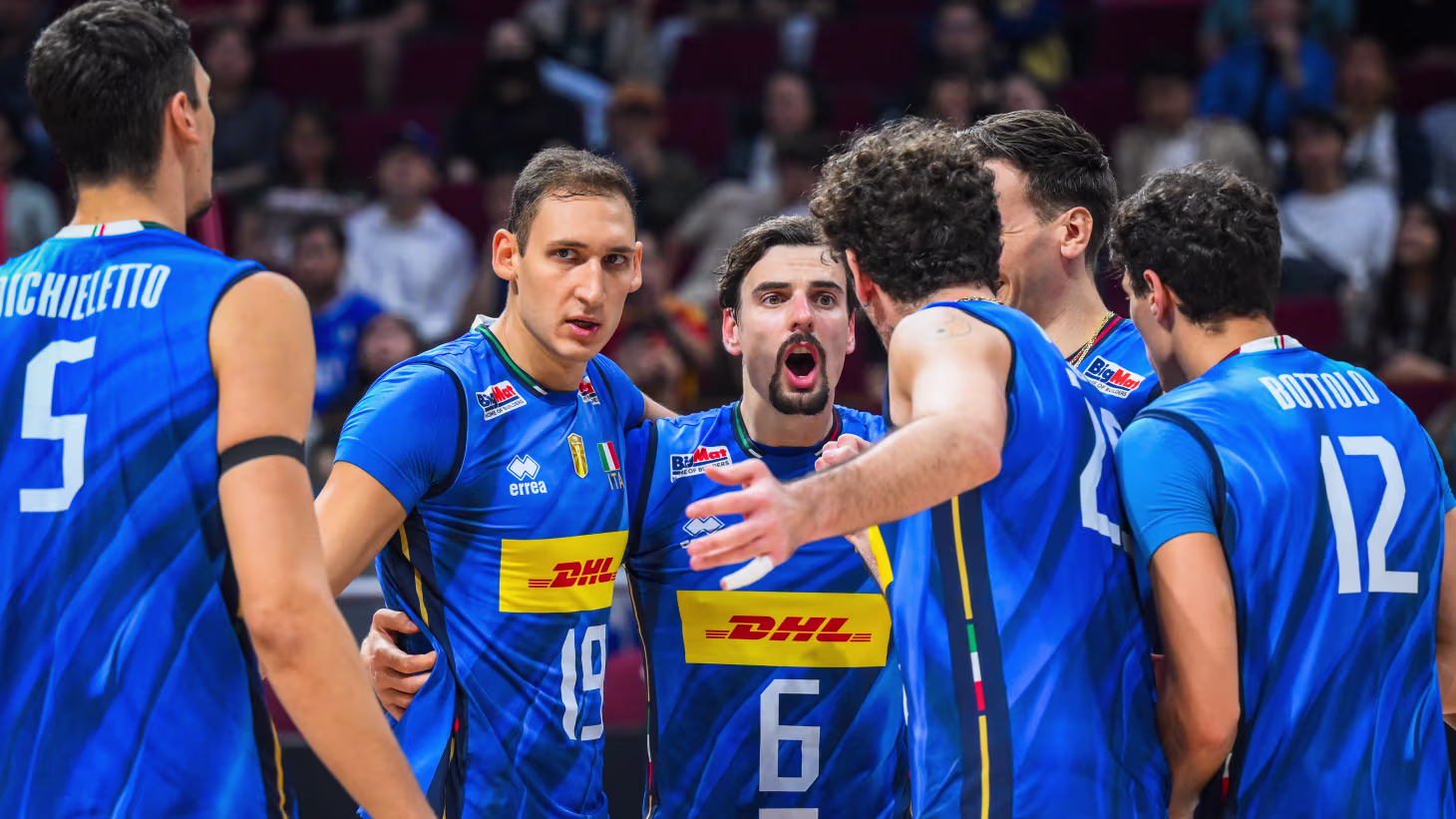 Trionfo dell'Italia nella pallavolo maschile: Svezia sconfitta 3-0 a Napoli