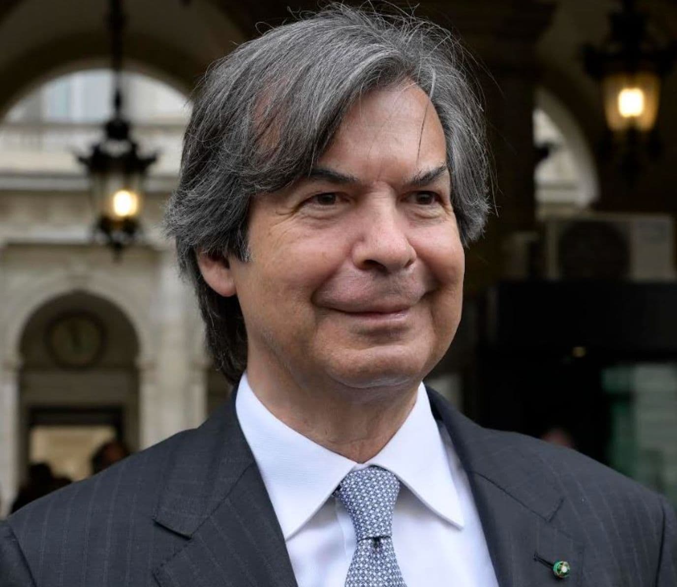 Carlo Messina al vertice della reputazione: il CEO di Intesa Sanpaolo è il leader più stimato in Italia